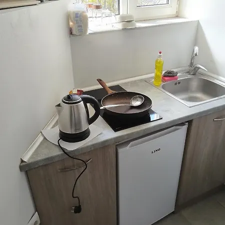 Small Apartment Warna